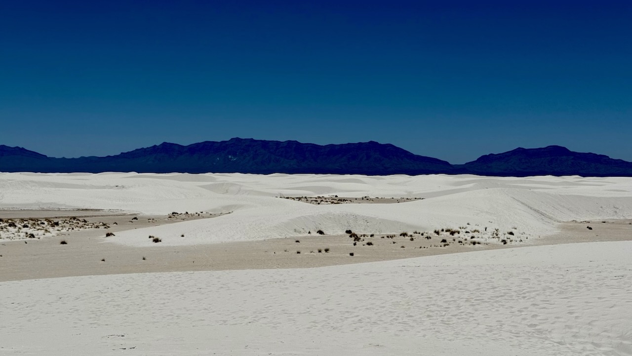 White dunes at White Sands National Park, New Mexico